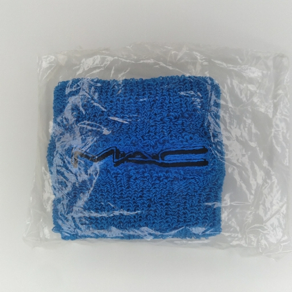 MAC Cosmetics SUMMER 2018 Blue Terry Wristband